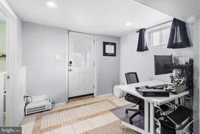 106 BARREN RD, Newtown Square, PA 19073