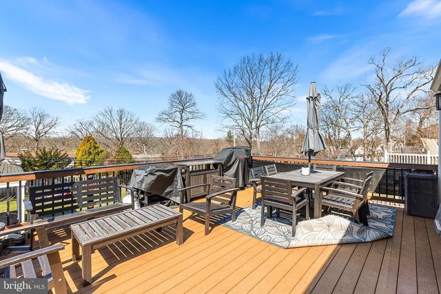 106 BARREN RD, Newtown Square, PA 19073