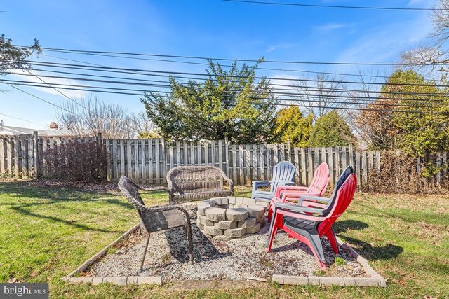 106 BARREN RD, Newtown Square, PA 19073