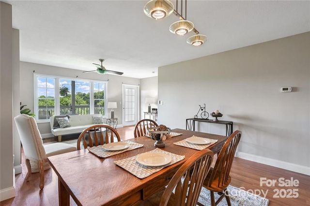 29 Rotunda Circle, Asheville, NC 28806
