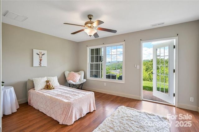 29 Rotunda Circle, Asheville, NC 28806