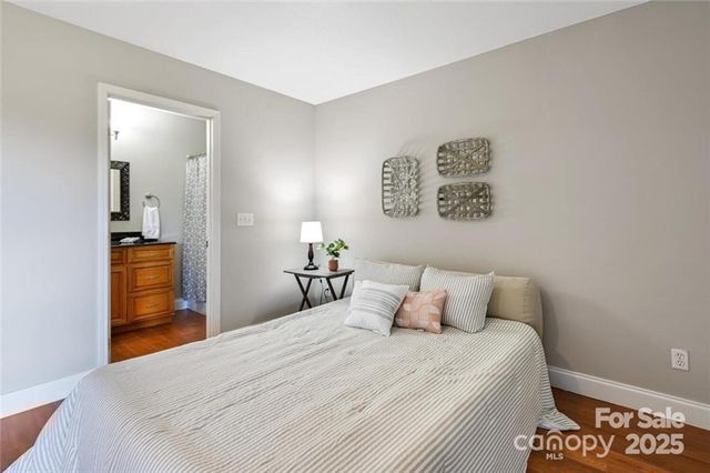 29 Rotunda Circle, Asheville, NC 28806