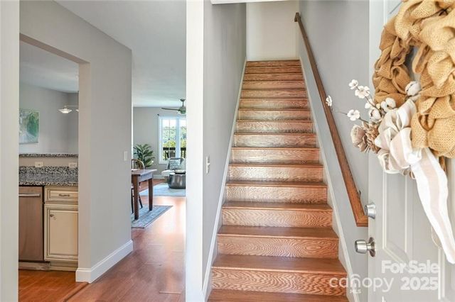 29 Rotunda Circle, Asheville, NC 28806