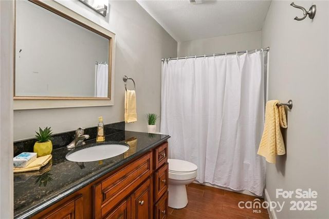 29 Rotunda Circle, Asheville, NC 28806