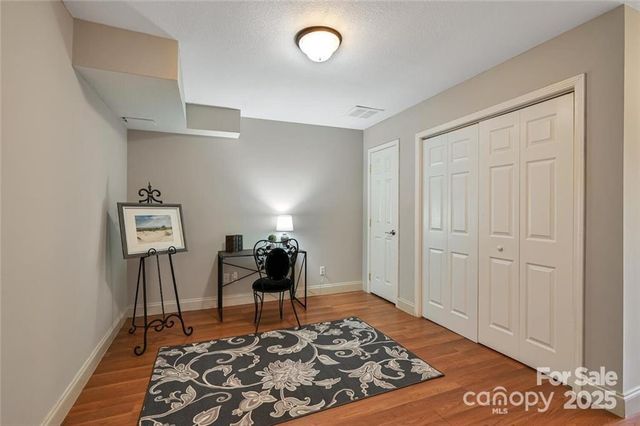 29 Rotunda Circle, Asheville, NC 28806