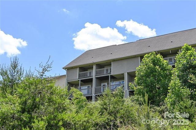 29 Rotunda Circle, Asheville, NC 28806