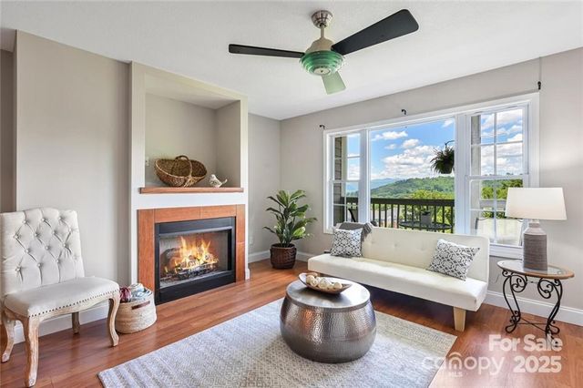 29 Rotunda Circle, Asheville, NC 28806