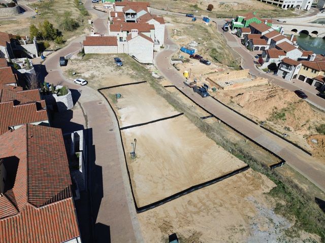 28 Cardona Drive, Westlake, TX 76262