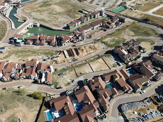 28 Cardona Drive, Westlake, TX 76262