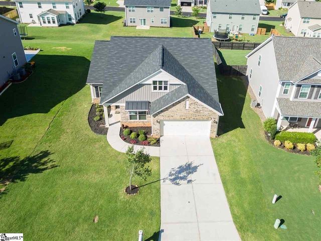 565 Goldstone Lane, Boiling Springs, SC 29316