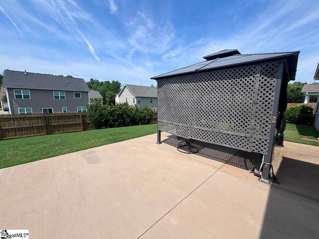 565 Goldstone Lane, Boiling Springs, SC 29316