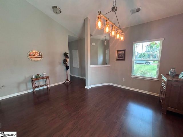 565 Goldstone Lane, Boiling Springs, SC 29316