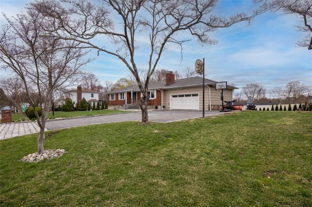 2820 Sarles Drive, Yorktown Heights, NY 10598