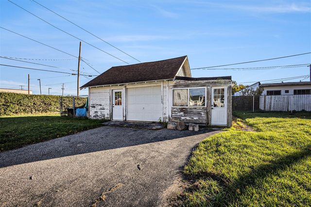 4448 Wilkshire Avenue, Wyoming, MI 49548