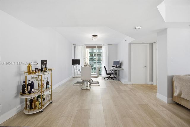 16485 Collins Ave 1034, Sunny Isles Beach, FL 33160