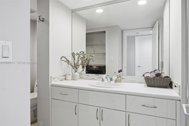 16485 Collins Ave 1034, Sunny Isles Beach, FL 33160