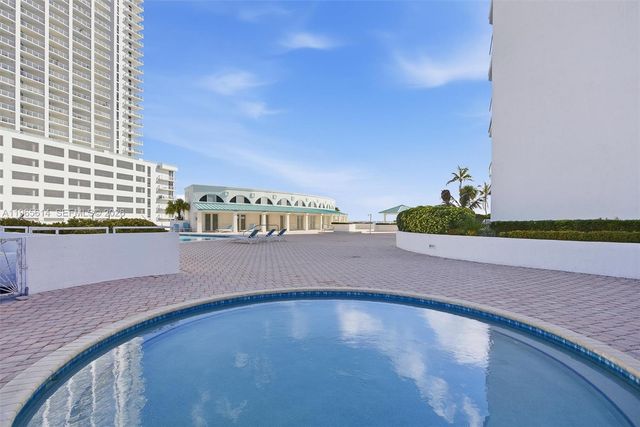 16485 Collins Ave 1034, Sunny Isles Beach, FL 33160