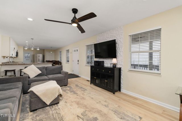 7538 Snake Hollow Road, Sneedville, TN 37869