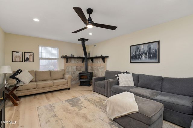 7538 Snake Hollow Road, Sneedville, TN 37869