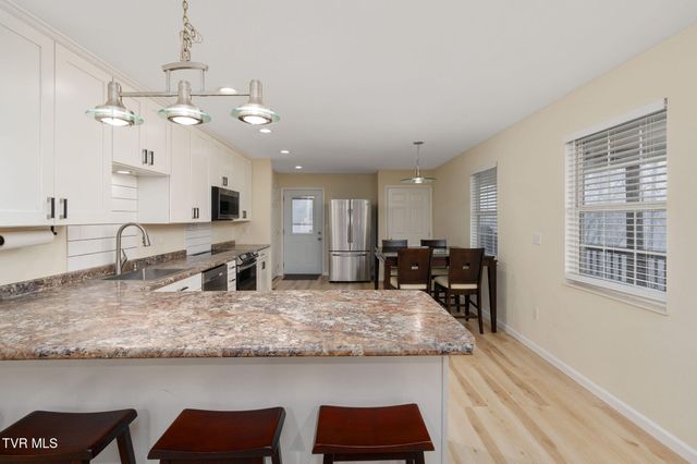 7538 Snake Hollow Road, Sneedville, TN 37869