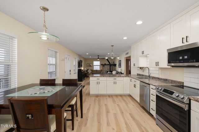 7538 Snake Hollow Road, Sneedville, TN 37869