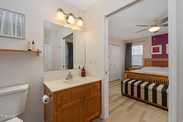 7538 Snake Hollow Road, Sneedville, TN 37869