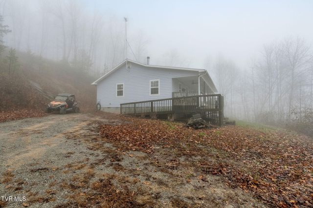 7538 Snake Hollow Road, Sneedville, TN 37869