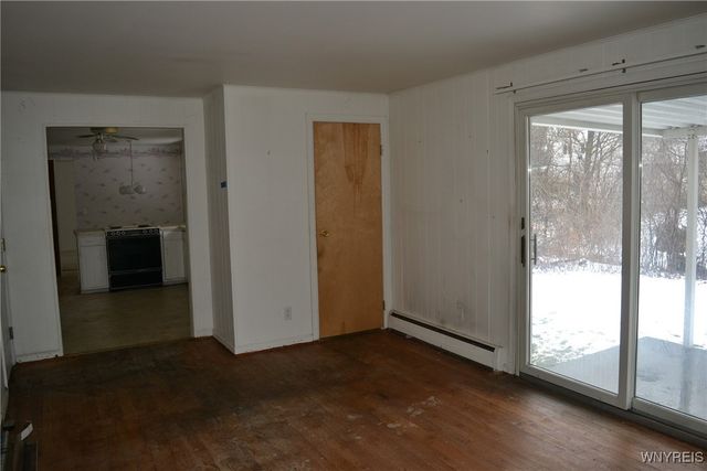 18 Ava Lane, Amherst, NY 14221