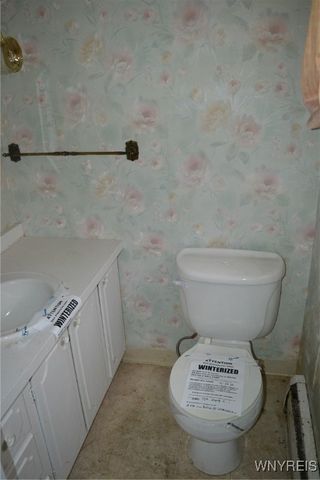 18 Ava Lane, Amherst, NY 14221