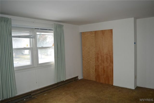 18 Ava Lane, Amherst, NY 14221