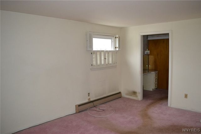 18 Ava Lane, Amherst, NY 14221