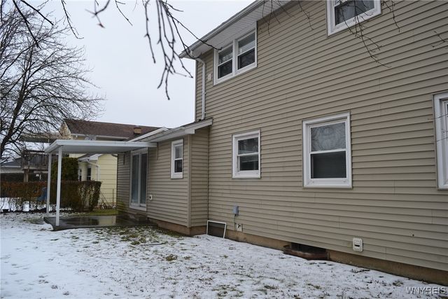 18 Ava Lane, Amherst, NY 14221