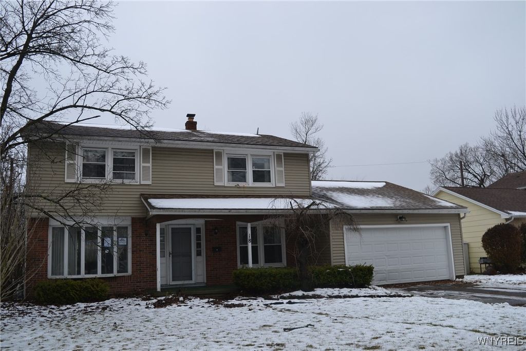 18 Ava Lane, Amherst, NY 14221