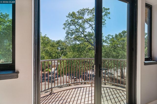 321 Castle Crest Rd, Alamo, CA 94507