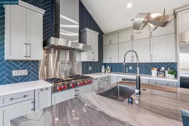 321 Castle Crest Rd, Alamo, CA 94507