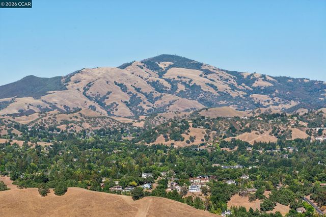 321 Castle Crest Rd, Alamo, CA 94507