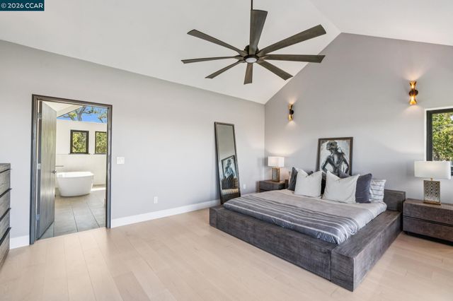 321 Castle Crest Rd, Alamo, CA 94507