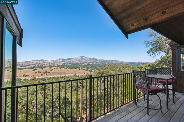 321 Castle Crest Rd, Alamo, CA 94507