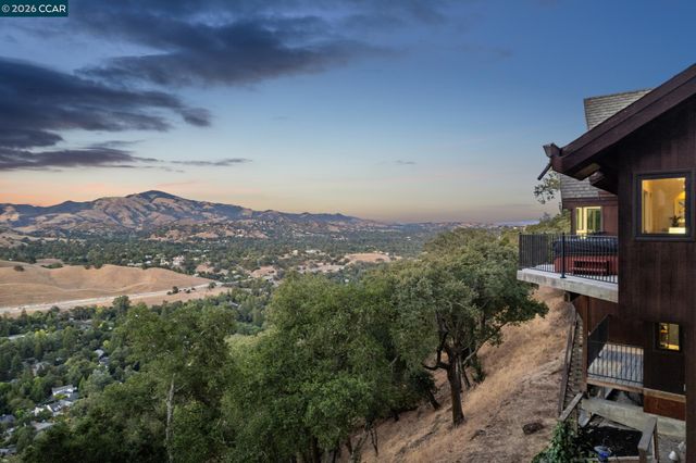 321 Castle Crest Rd, Alamo, CA 94507