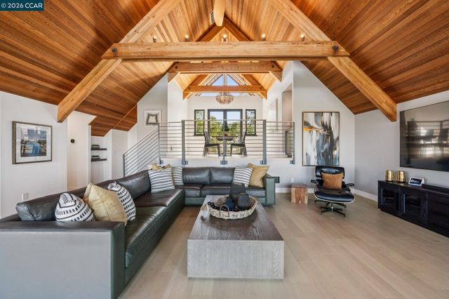 321 Castle Crest Rd, Alamo, CA 94507