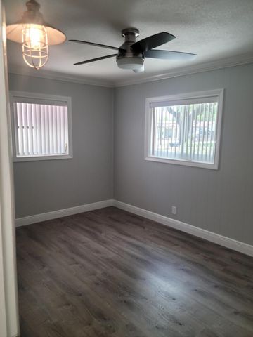 6781 Charleston Street, Hollywood, FL 33024