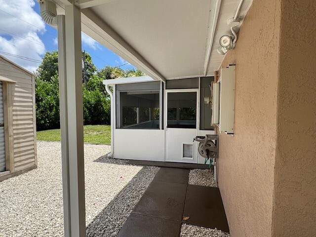 6781 Charleston Street, Hollywood, FL 33024