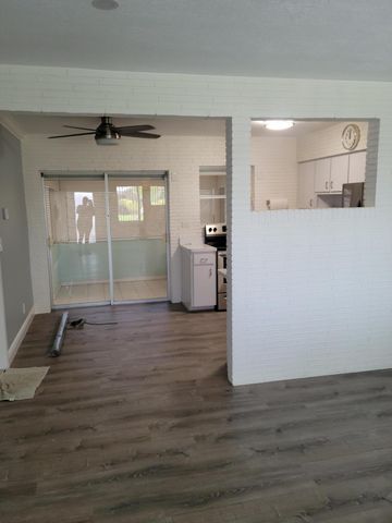 6781 Charleston Street, Hollywood, FL 33024