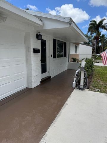 6781 Charleston Street, Hollywood, FL 33024