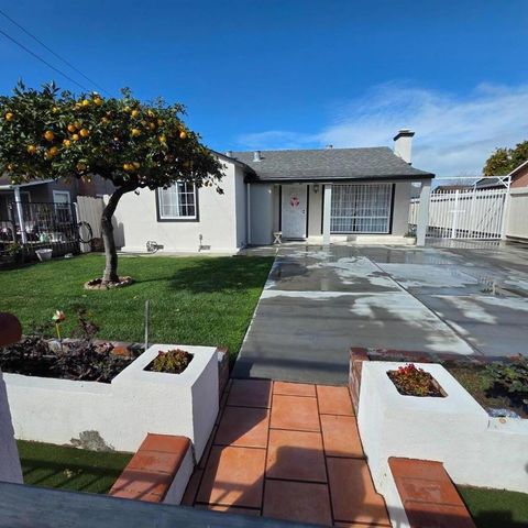 3221 E Hills Drive, San Jose, CA 95127