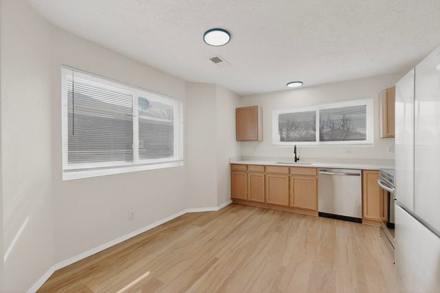 705 Santa Fe Meadows Drive NE, Rio Rancho, NM 87144