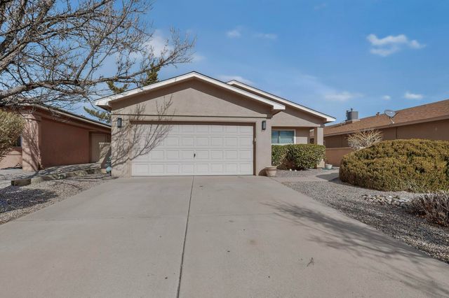 705 Santa Fe Meadows Drive NE, Rio Rancho, NM 87144
