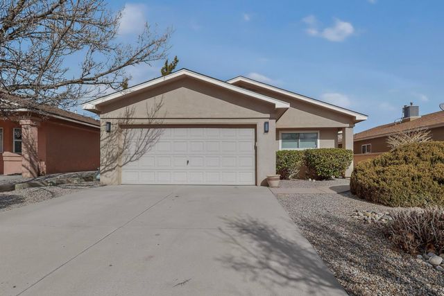 705 Santa Fe Meadows Drive NE, Rio Rancho, NM 87144