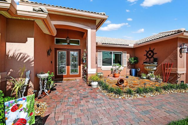 3765 Cypress Lake Drive, Lake Worth, FL 33467