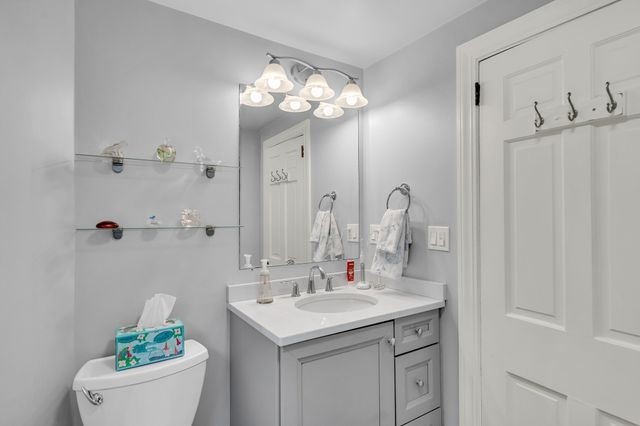 231 Prospect St, Norwood, MA 02062